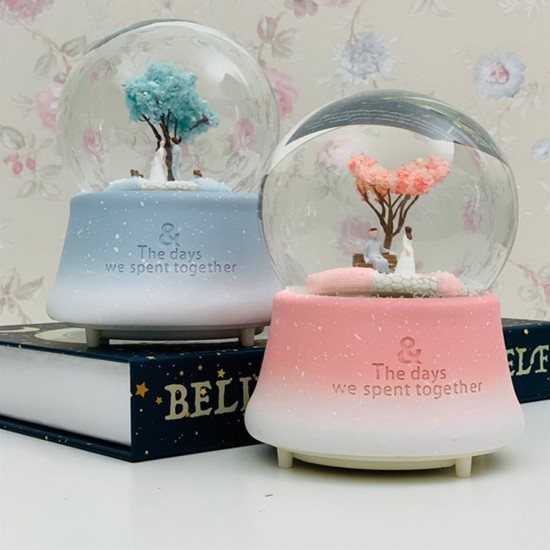 Toptan Orta Boy Romantik Çiftler Temalı Kar Küresi